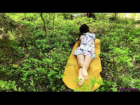 ❤️ Ang Estranghero sa Tinder Nag-masturbate sa Akong Pussy ug Mabination sa Kakahoyan Porn video sa amon ﹏