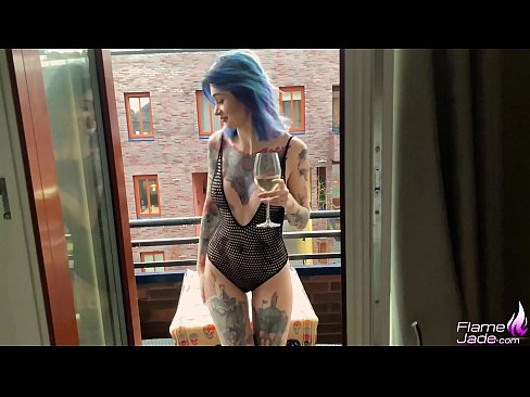 ❤️ Talagsaon nga Babaye nga nagsuso uban sa usa ka gulp ug Fucking Mabination ubos sa Open Sky Porn video sa amon ﹏
